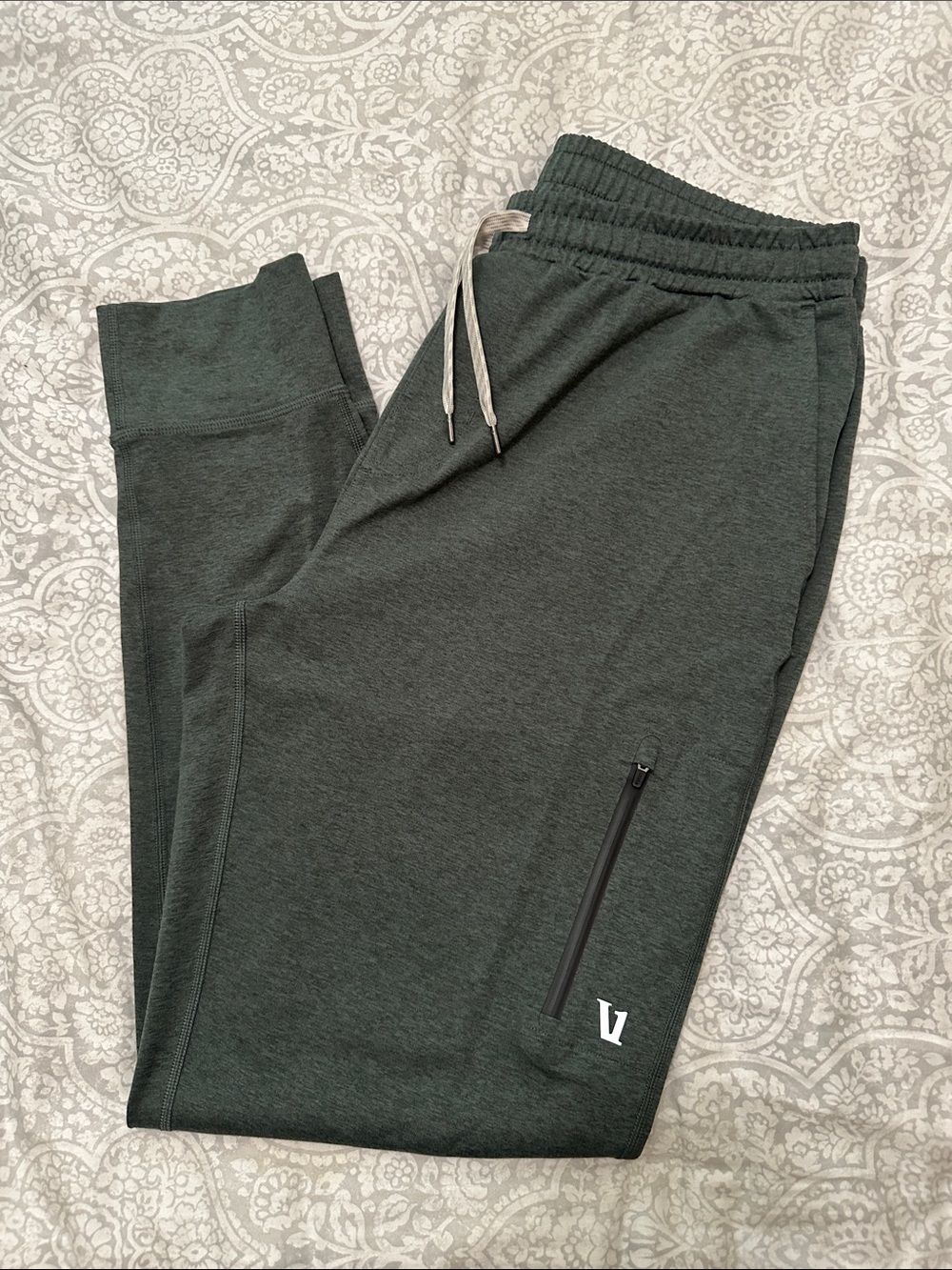 Vuori Sunday Performance Jogger - Long - green heather